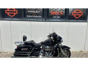VENDO HARLEY-DAVIDSON 1584 ELECTRA GLIDE ULTRA CLASSIC (2008 - 13) - FLHTCU USATA A JESI (CODICE 9782079) - MOTO.IT