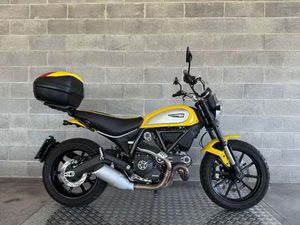 DUCATI SCRAMBLER 800 ICON. CAMPAGNA PROVA RISCATTA O RENDI. GIALLO