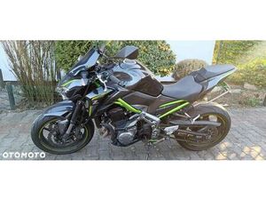 KAWASAKI Z 900