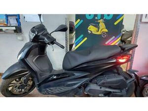 VENDO PIAGGIO BEVERLY 400 ABS-ASR (2021 - 24) USATA A GENOVA (CODICE 9782941) - MOTO.IT