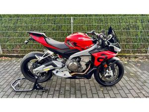 APRILIA TUONO 660