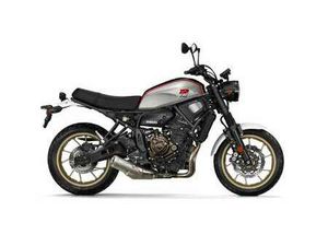 YAMAHA XSR 700 ABS X TRIBUTE / (35 KW) ZWART