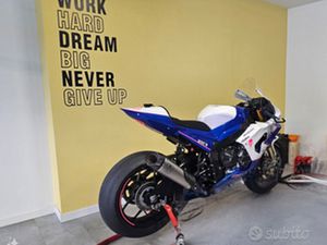 CBR 1000 RR SP PISTA