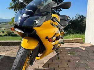 KAWASAKI NINJA ZX-6R GIALLO