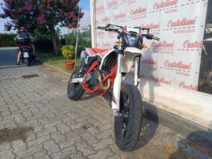 BETA RR 125 BETA RR MOTARD 125 2022 KM 13039 BIANCO