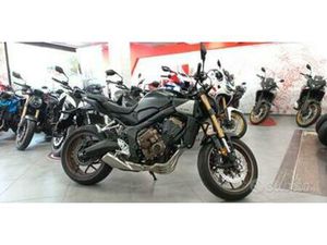 HONDA CB 650 R E-CLUTCH