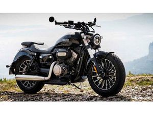 BENDA ROCK 125 - LE CUSTOM DE CARACTÈRE