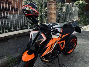 KTM 1290 SUPER DUKE R