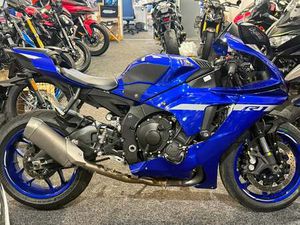 USED YAMAHA YZF-R1 FOR SALE IN DERBY