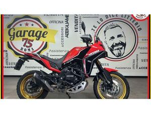 VENDO MOTO MORINI X-CAPE 650 GOLD WHEELS EDITION (2022 - 25) USATA A ROMA (CODICE 9784904) - MOTO.IT