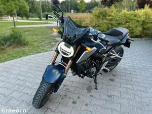 HONDA CB