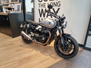 TRIUMPH SPEED TWIN 1200 - 3500 KMS - MARS 2025