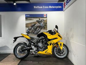 SUZUKI GSX-8R 800 KIIRO EURO 5 776 CC