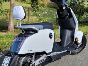 SUPER SOCO CUX NEUWERTIG MIT NUR 439 KM