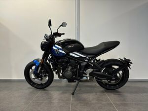 TRIUMPH TRIDENT 660