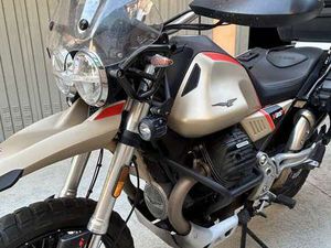 MOTO GUZZI V 85 TT TRAVEL