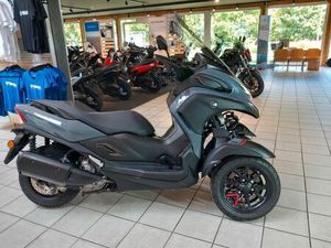 YAMAHA TRICITY 300 ABS MOD.2024/ MIT AUTOFÜHRERSCHEIN