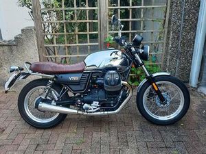 MOTO GUZZI V7 III ANNIVERSARIO NR. 455/1000