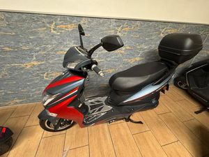 ESCOUTER E ROLLER TOP ZUSTAND WENIG GEFAHREN