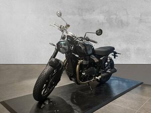 TRIUMPH SPEED TWIN 900