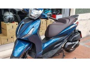 VENDO PIAGGIO BEVERLY 400 ABS-ASR (2021 - 24) USATA A VENTIMIGLIA (CODICE 9788648) - MOTO.IT