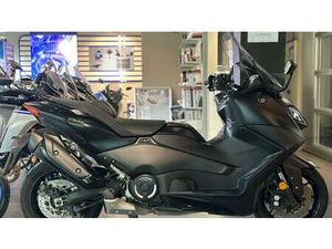 VENDO YAMAHA T-MAX 560 (2022 - 24) USATA A VARESE (CODICE 9788688) - MOTO.IT