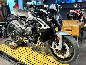 VENDO MV AGUSTA DRAGSTER 800 RR OTTANTESIMO (2025) NUOVA A CONCOREZZO (CODICE 9789110) - MOTO.IT