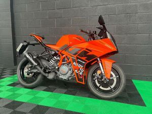 KTM RC390