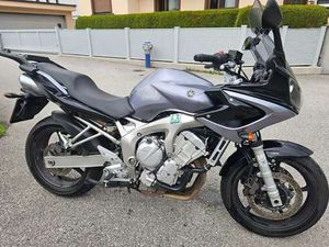 YAMAHA FZ 6 FAZER 600 SPORT TOURER SILBER