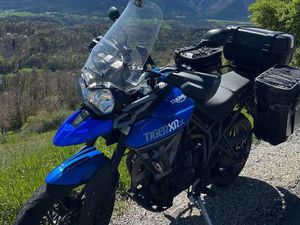 TRIUMPH TIGER 800 XRX BLU/AZZURRO