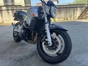 SUZUKI GSR 600