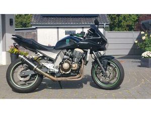 KAWASAKI Z750S INKLUSIVE KOFFERSET