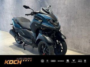 YAMAHA TRICITY 300 EURO5, NEUMOTORRAD MIT TAGESZULASSUN
