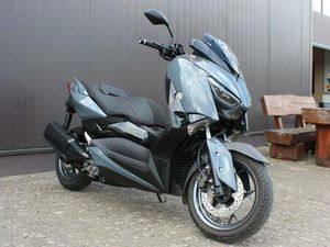 YAMAHA XMAX 300 TECHMAX /ZUBEHÖR / GARANTIE