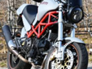 DUCATI MONSTER 1000