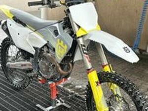 HUSQVARNA 250 2024