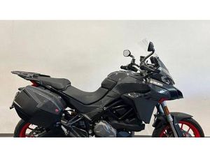 VENDO DUCATI MULTISTRADA V2 S (2022 - 24) USATA A AREZZO (CODICE 9791200) - MOTO.IT