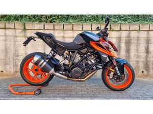 VENDO KTM 1290 SUPER DUKE R (2019) USATA A CASTELNUOVO DON BOSCO (CODICE 9790981) - MOTO.IT