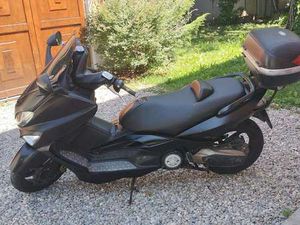 YAMAHA TMAX 500 ALTRO NERO