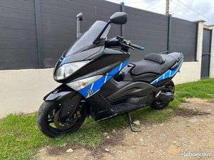 YAMAHA 500 TMAX