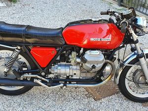 MOTO GUZZI V7 SPORT .