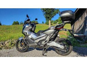 HONDA X-ADV 750 CANTON BERNE -