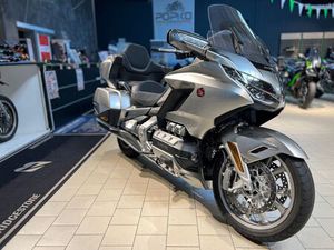 HONDA GL1800 GOLD WING