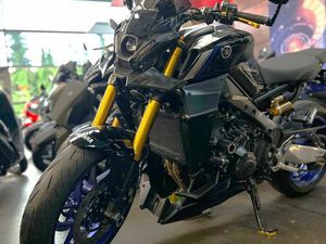 YAMAHA MT