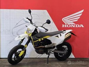 HUSQVARNA 701 SUPERMOTO