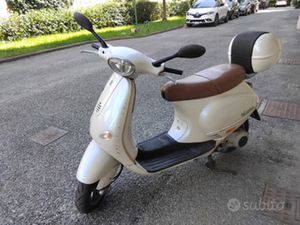 VESPA ET4 150 ANNO 2000