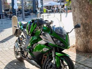 KAWASAKI Z1000SX