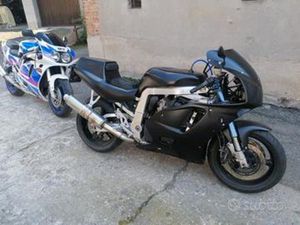 SUZUKI GSX R 750 - 1994