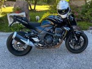 KAWASAKI Z750 TOTAL BLACK