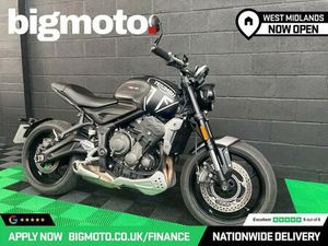 TRIUMPH TRIDENT 660
